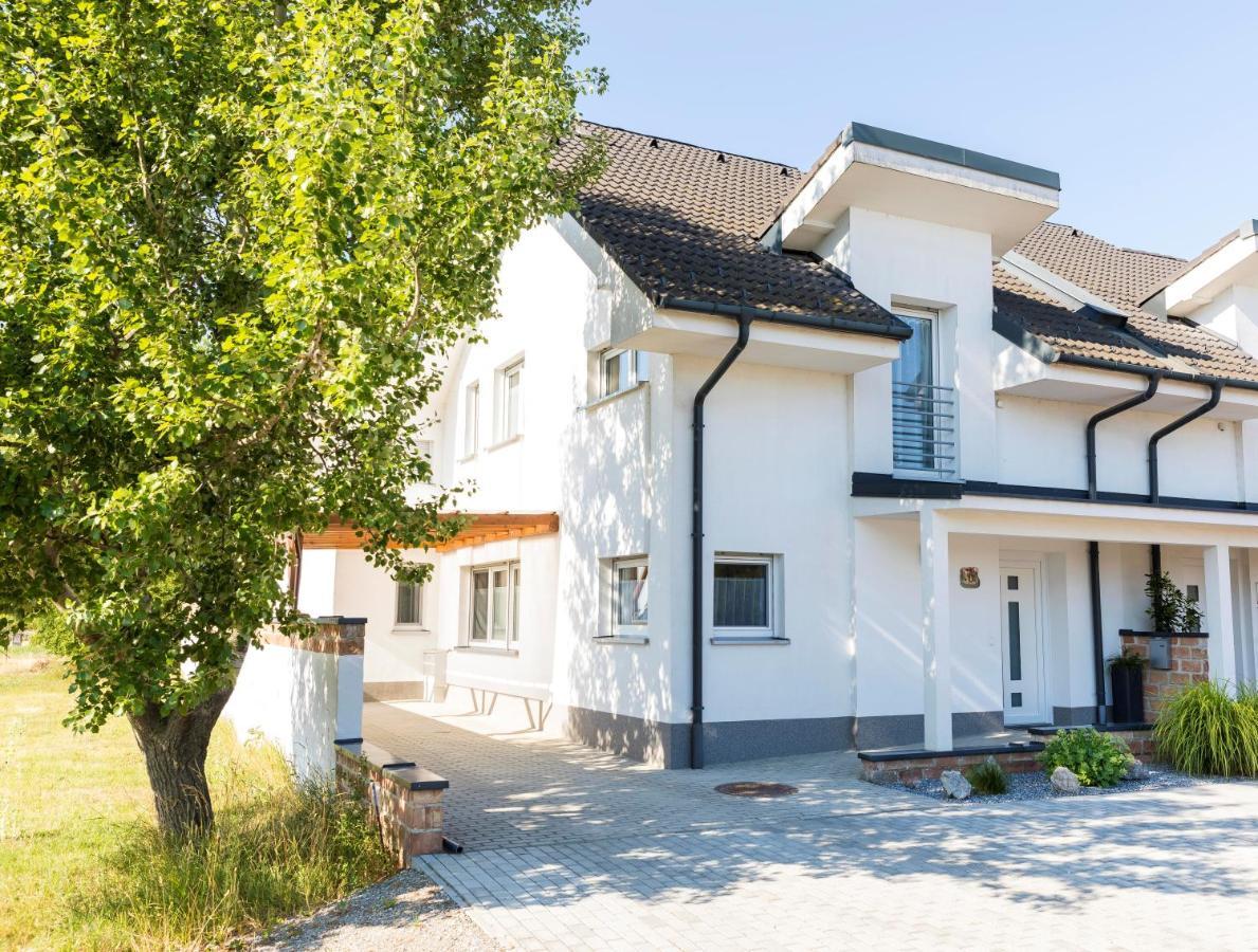 Domizil Illmitz Villa Екстериор снимка